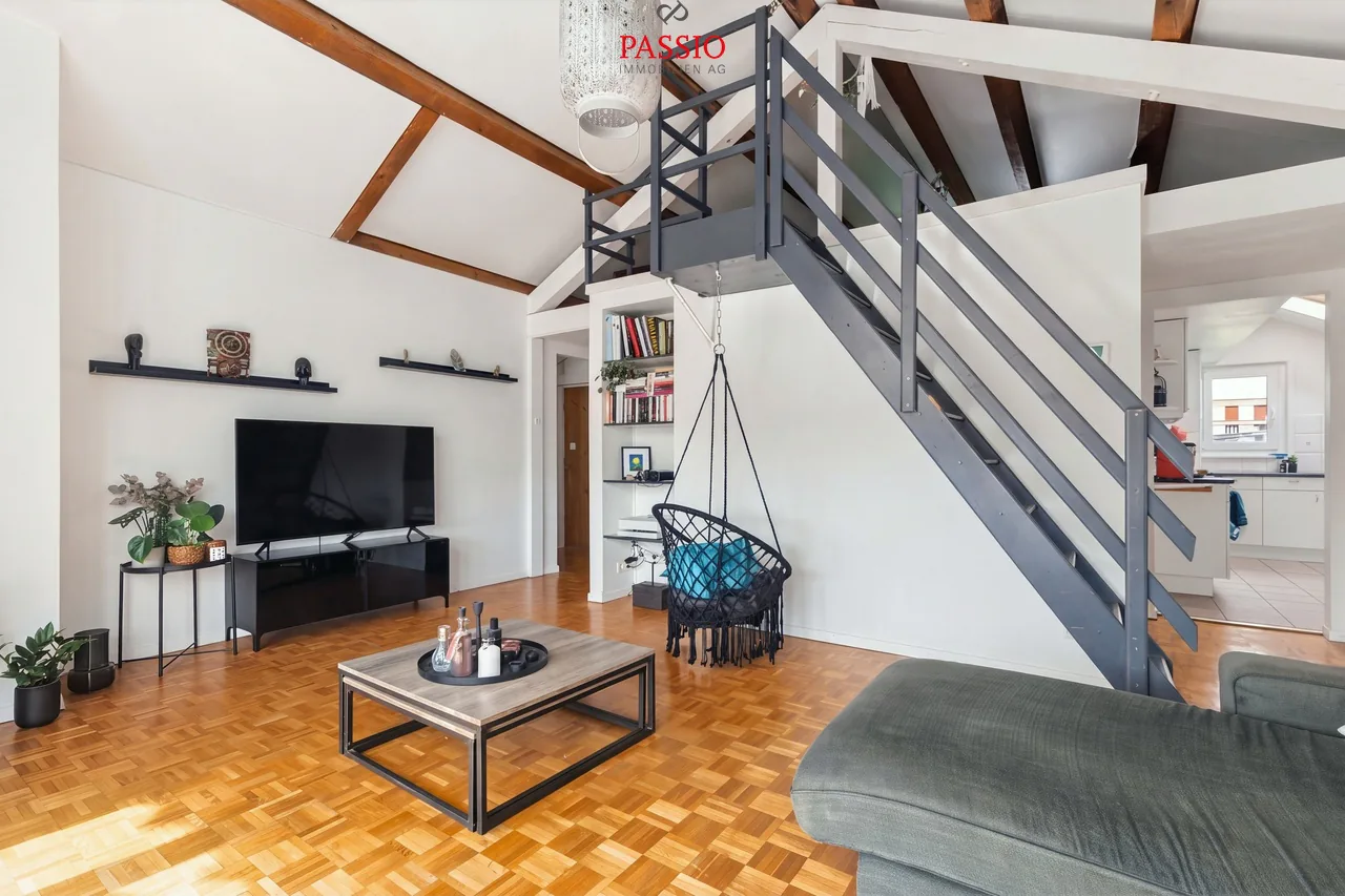 Vivere con charme - Appartamento 4 locali con balcone e galleria