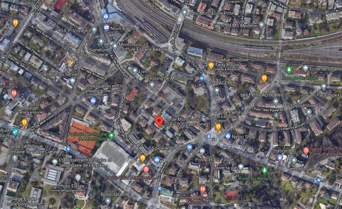 Parkplatz in Innenhof zu vermieten, Viertel unter dem Bahnhof