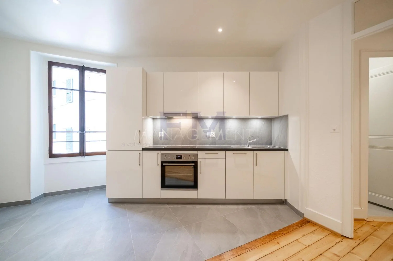 Rue des Caroubiers, 2 Zimmer, ca. 47 m² im 2. Stock