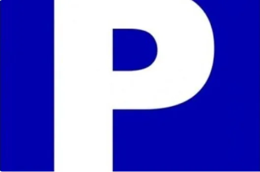 Parkplatz in Breitenbach – Sicher & Zentral gelegen