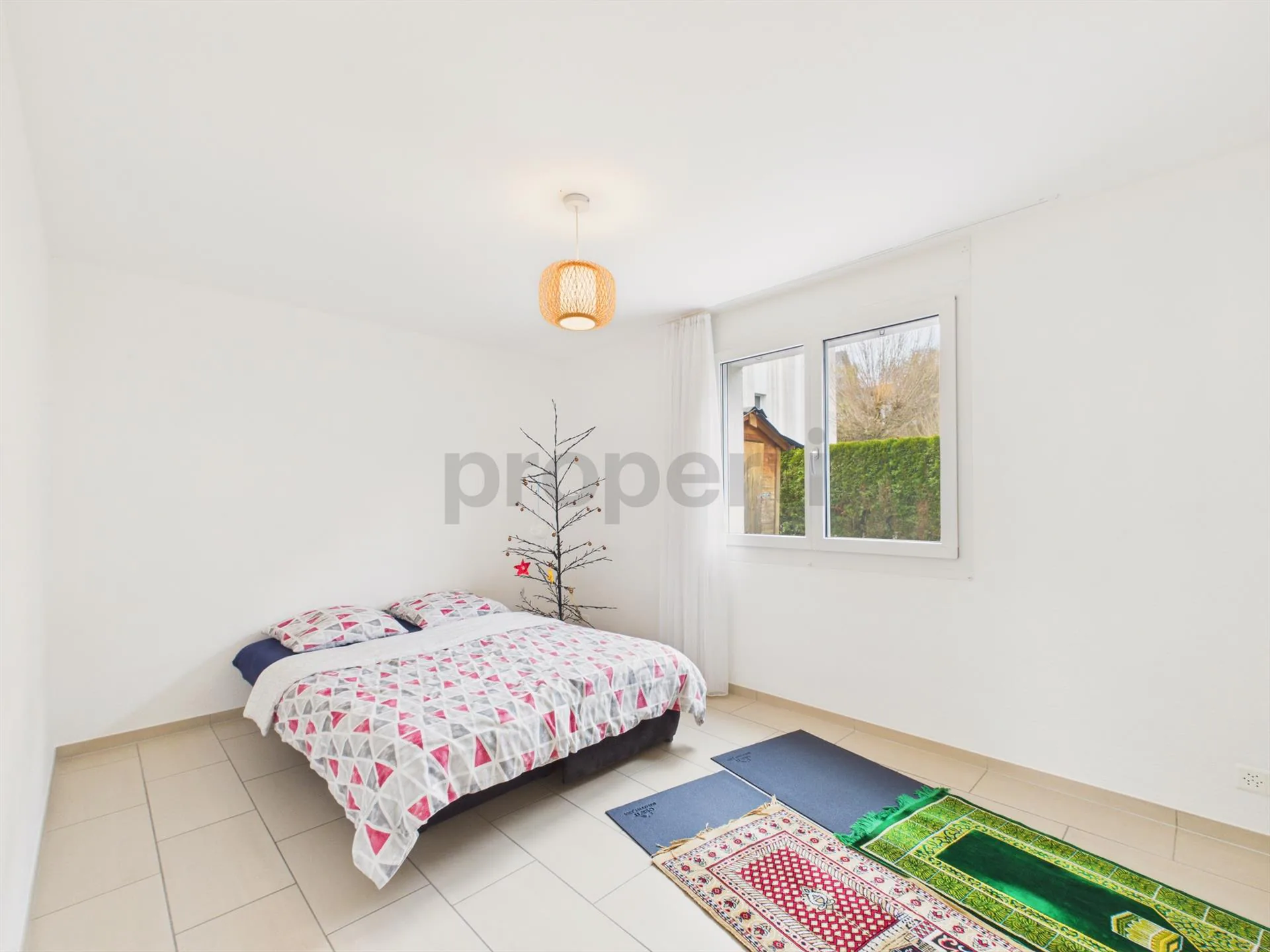 Moderne 5.5-Zimmer Wohnung mit 290m2 Garten in Wetzikon