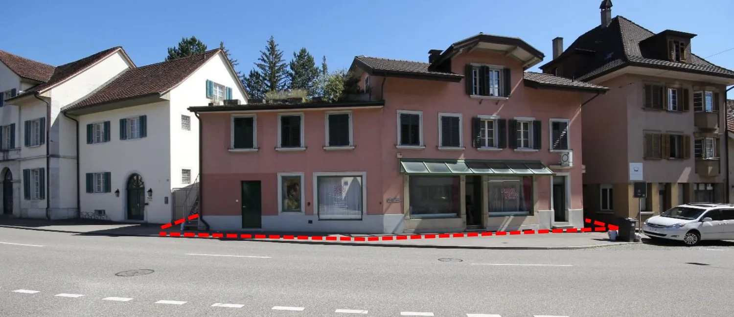 Apartment building in Balsthal with 6 apartments and a hair salon for sale!