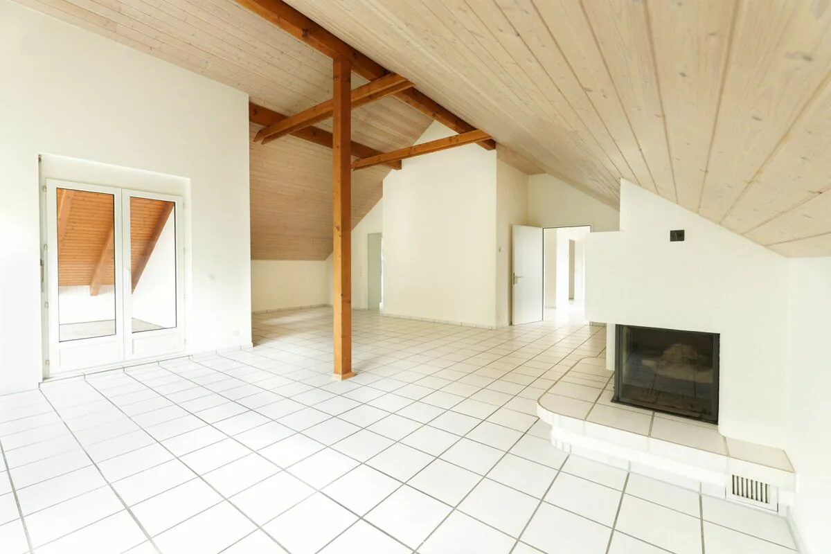 4.5-Room Attic Apartment in Reinach