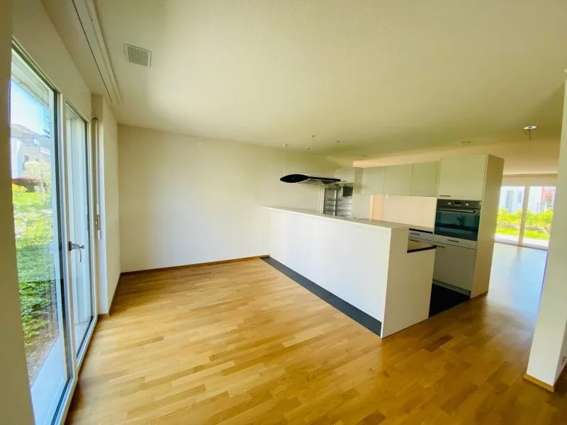 Grosszügige Erdgeschosswohnung mit modernem Ausbau