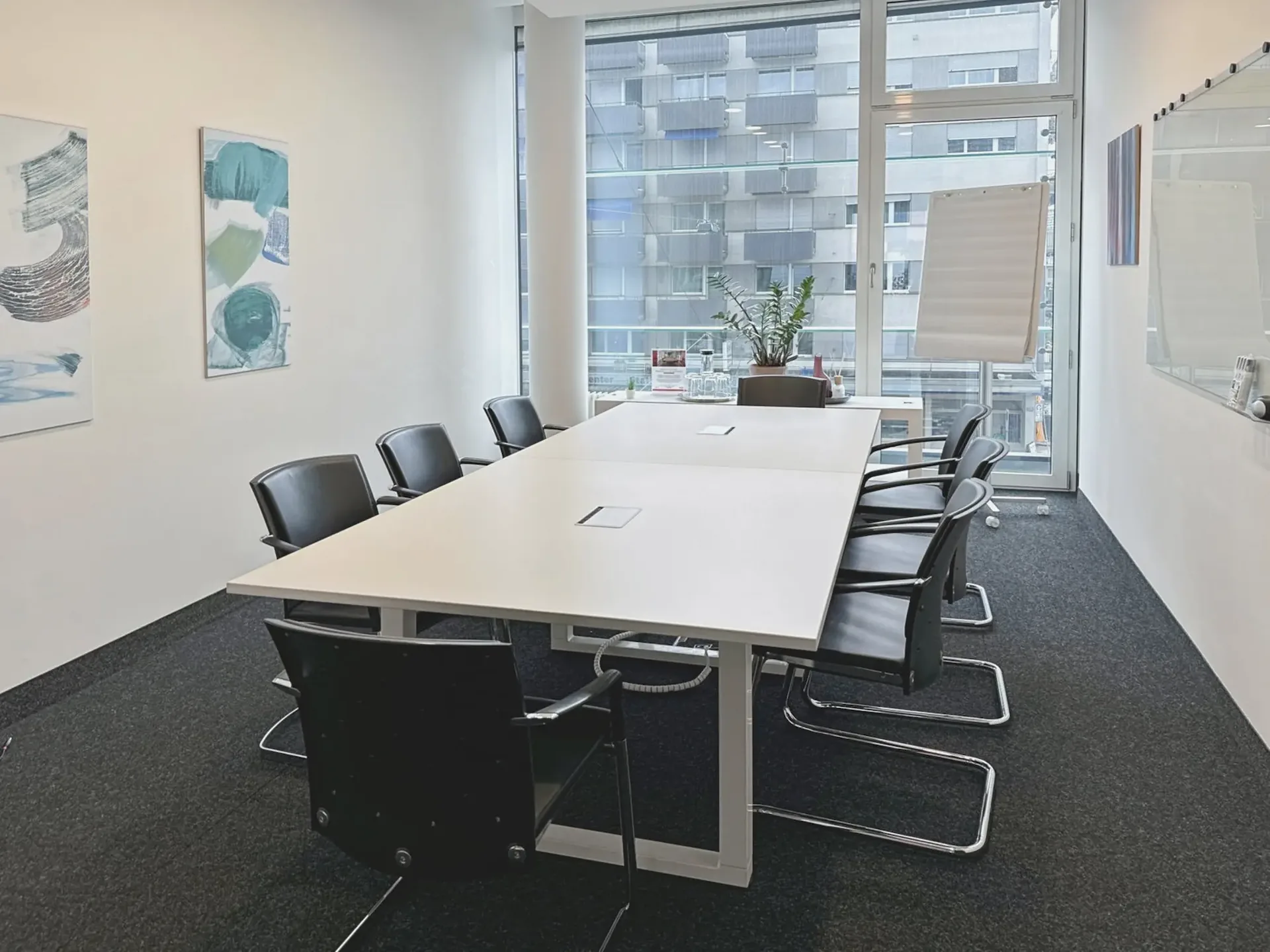 Privater Büroraum für 10 in Regus Letzigrund Altstetten