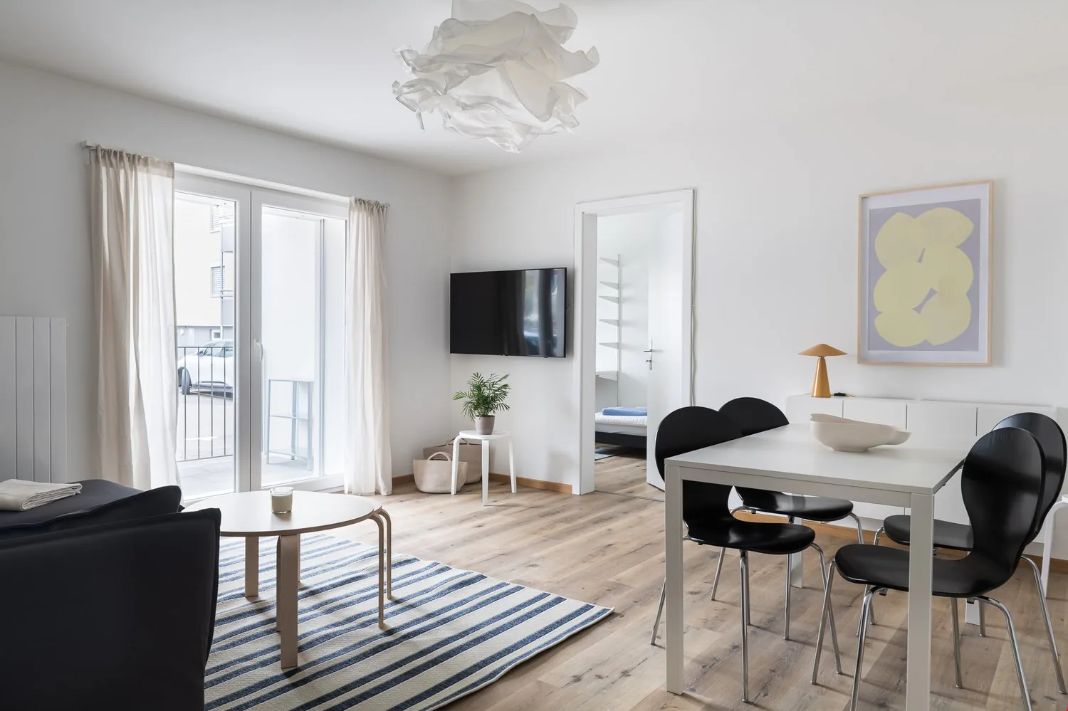 Nouvel appartement familial 3.5 pièces à 20 minutes de Zurich