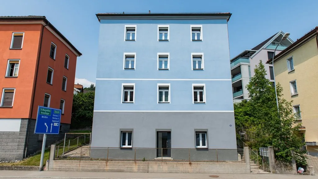 Appartement rénové avec tour de lavage et balcon - 1 loyer offert