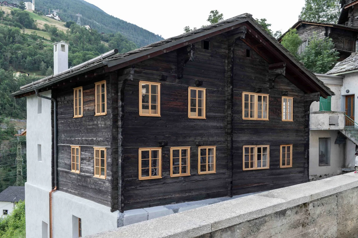 Maisonnette de 5,5 pièces dans le quartier historique du village avec vue
