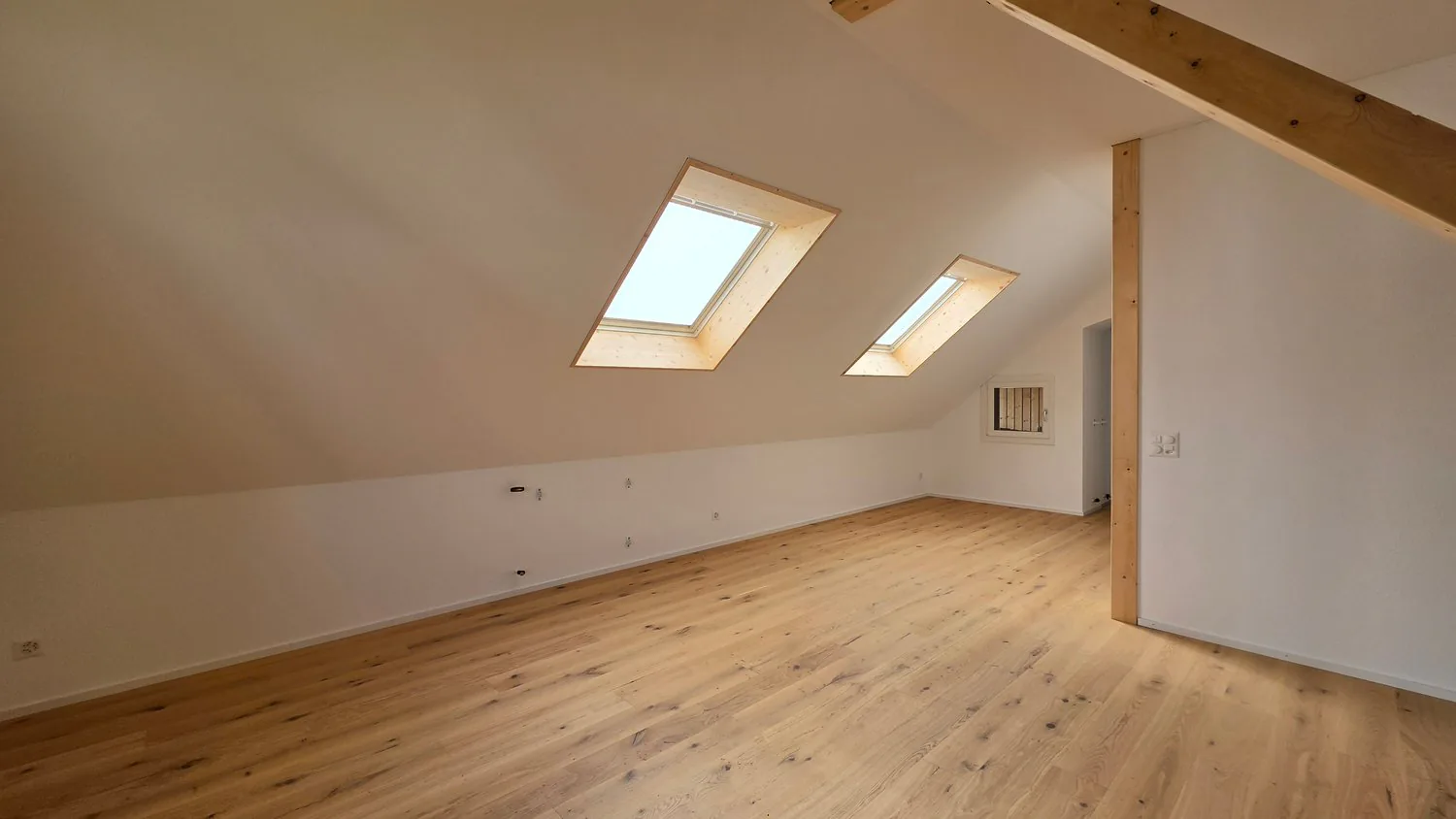 Charming 2.5-room attic apartment in an old building on Rosenstrasse, St. Margrethen