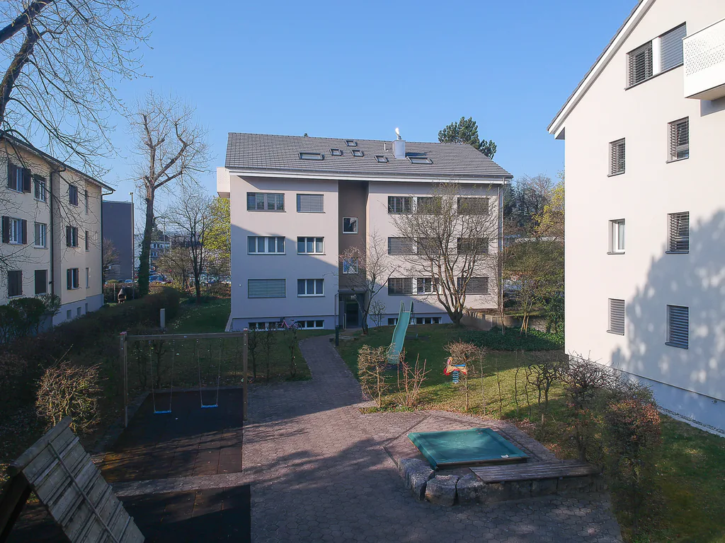 Hobby room for rent in Münchenstein