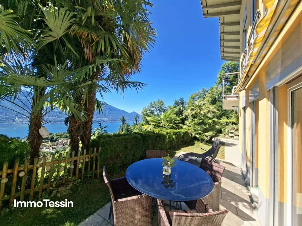 Une oasis de paix au-dessus du lac Majeur, villa exclusive avec piscine et vue spectaculaire sur le lac