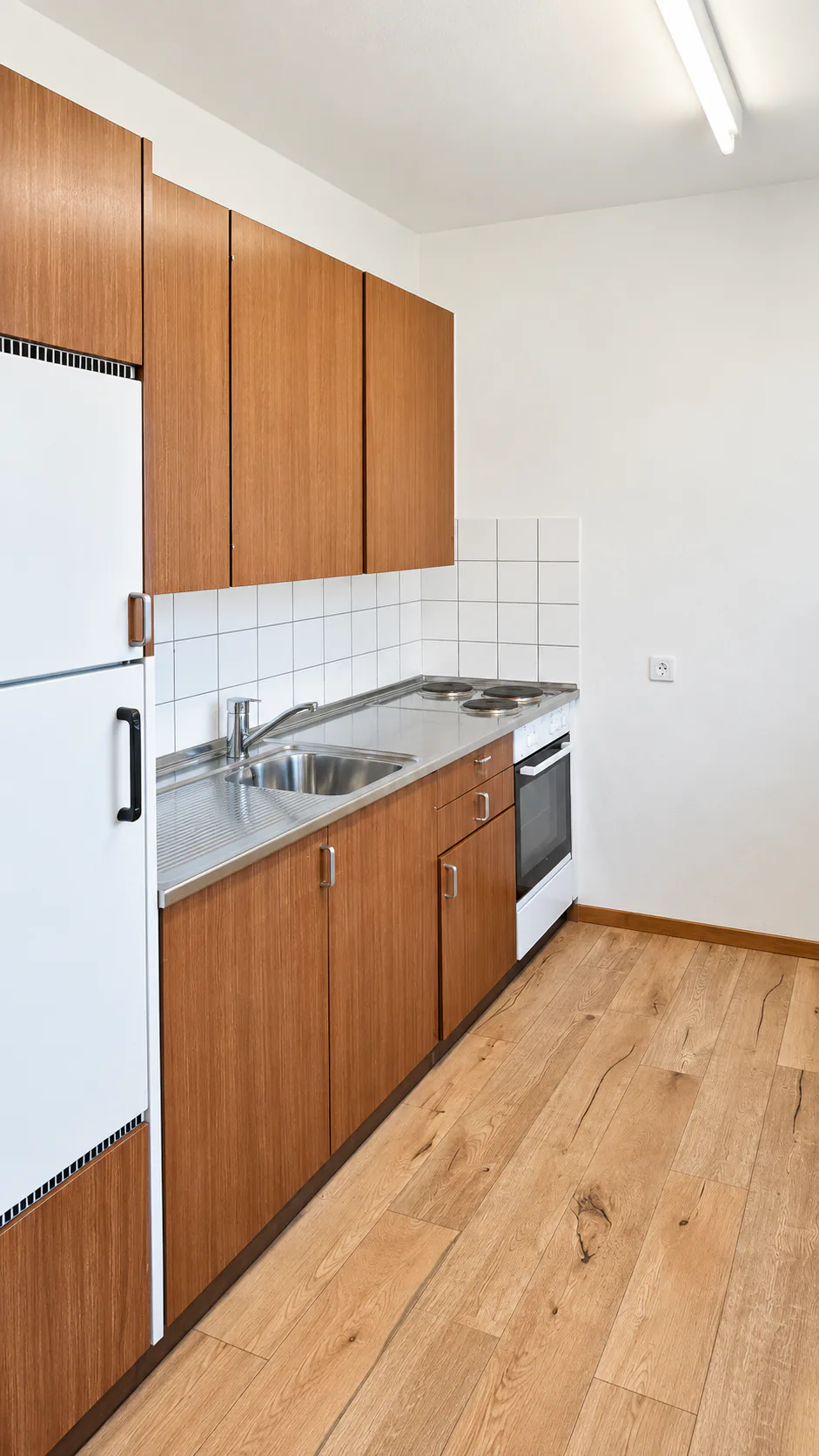 Bright 3.5-room apartment with balcony in Biel – available immediately!