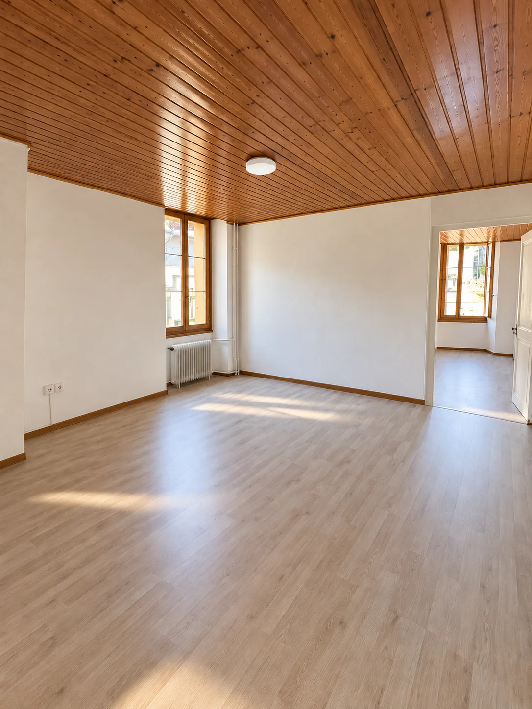 A charming 2.5-room apartment in the heart of the Basse-Ville – Ideal for living or investing