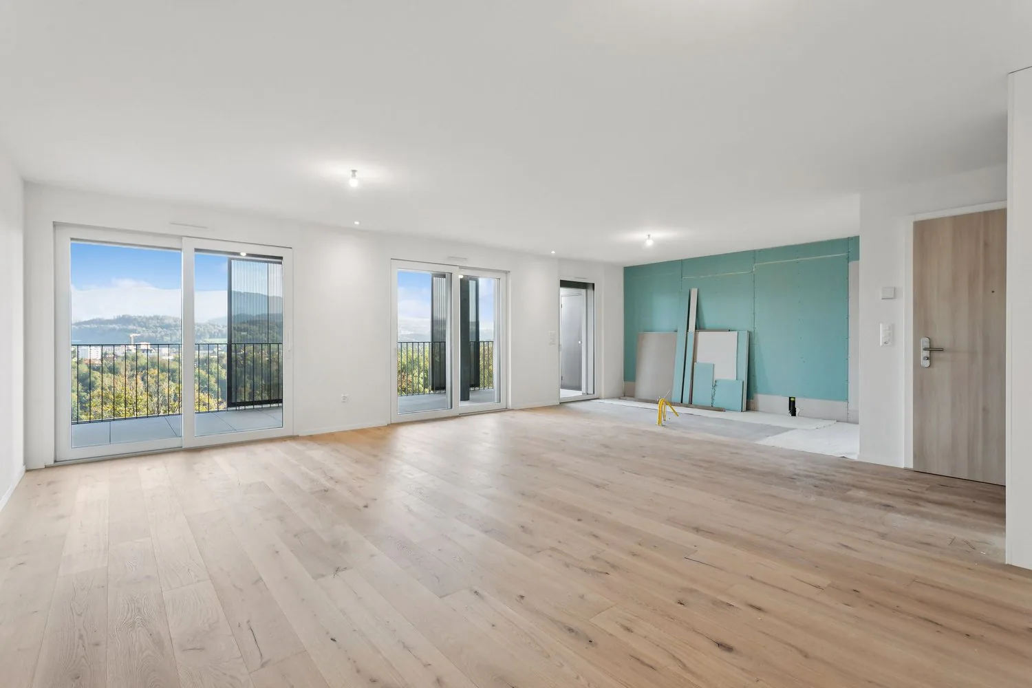 4.5 rooms bathed in light, with south-facing terrace