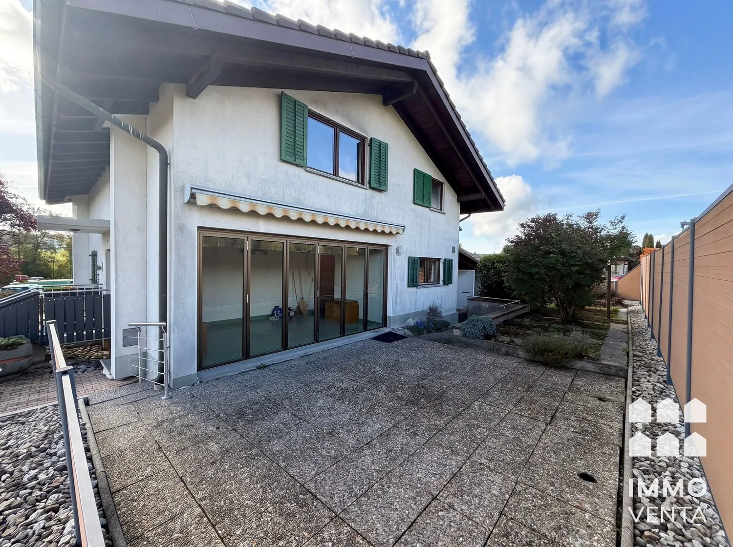 Casa familiare affascinante di 4,5 locali a Schnottwil – disponibile immediatamente!