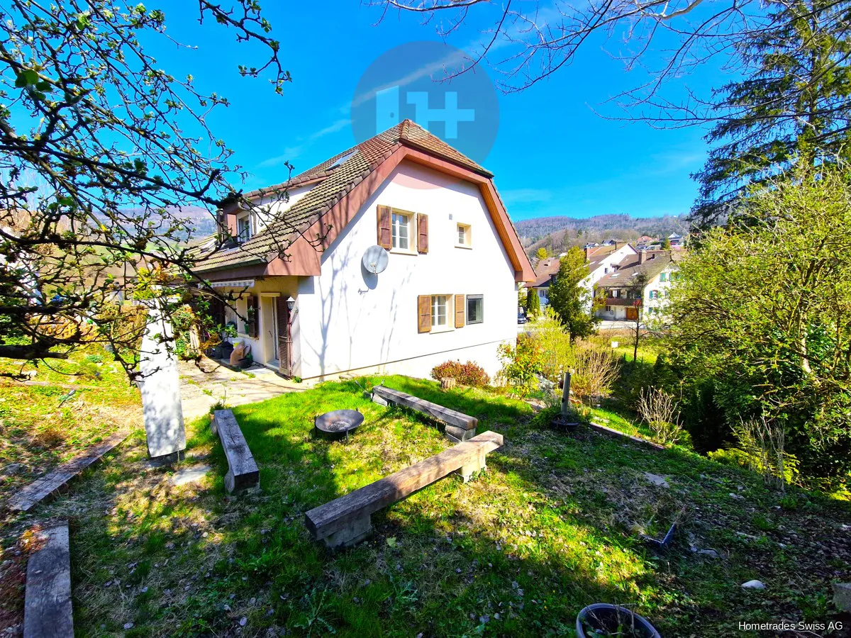 CASA A SCHIERA DI 7 CAMERE PER LA GRANDE FAMIGLIA!