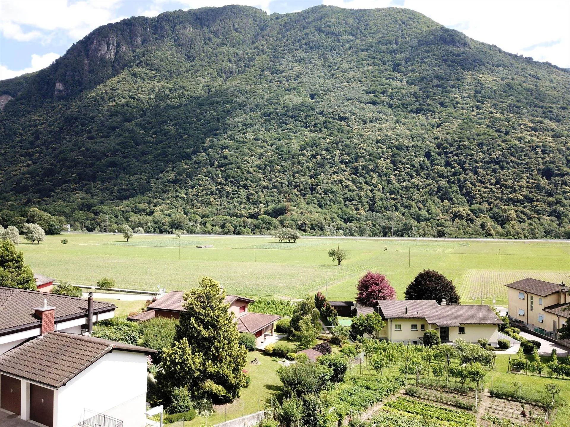 NOUVEAU PRIX! VUE DÉGAGÉE DE VOTRE NOUVEL APPARTMENT
