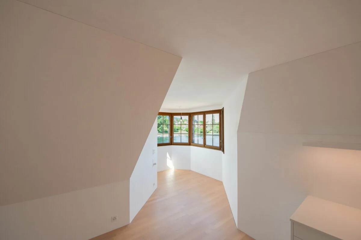 Exclusive penthouse apartment with a dreamy view of the Rhine