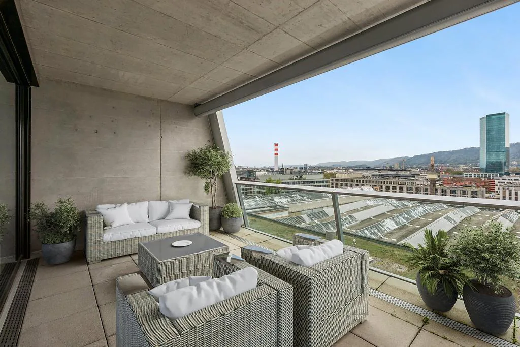 Luxurious living with a far-reaching view on the 14th floor