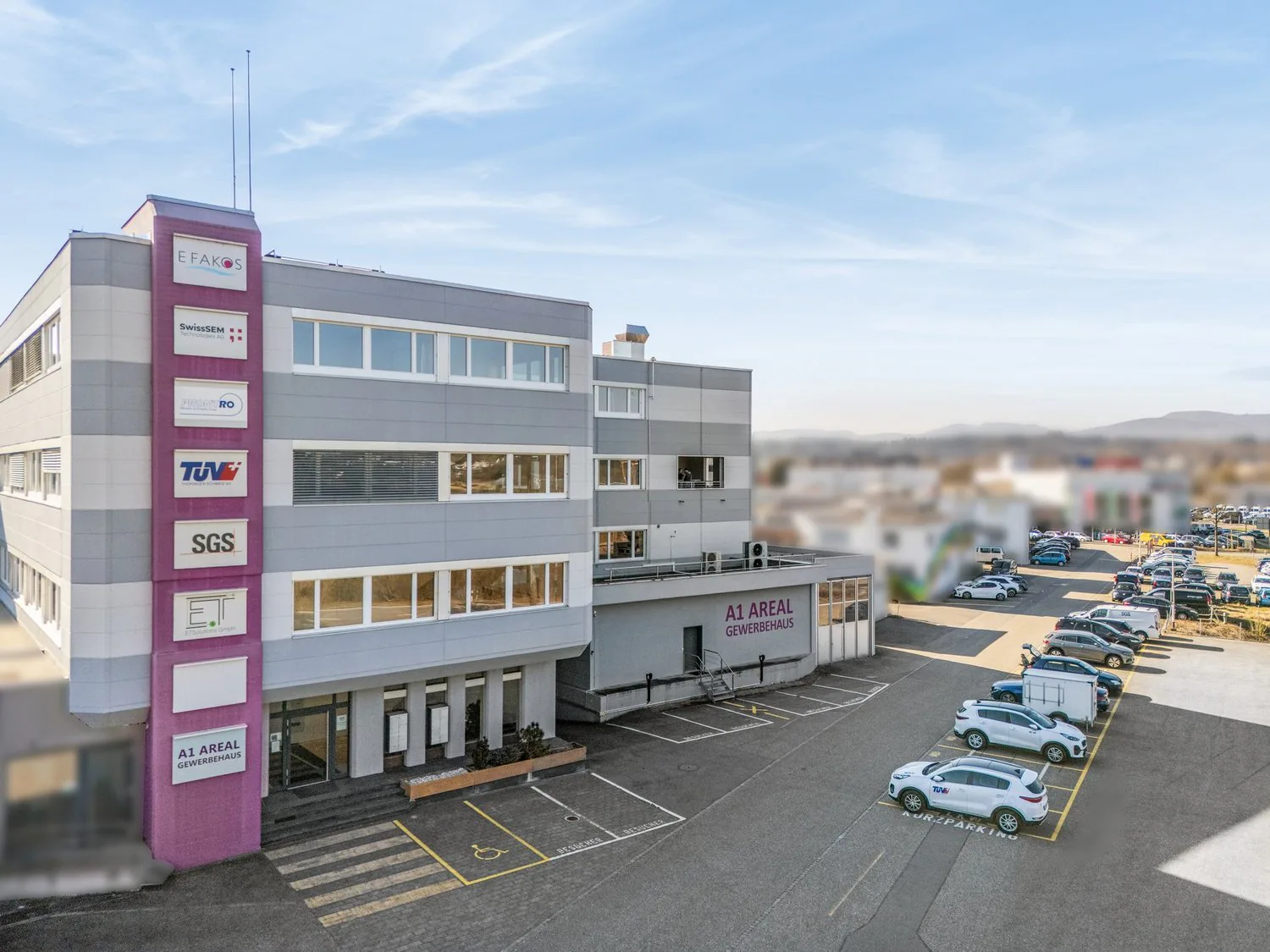 Attraktive Büroflächen an zentraler Lage in Oberentfelden