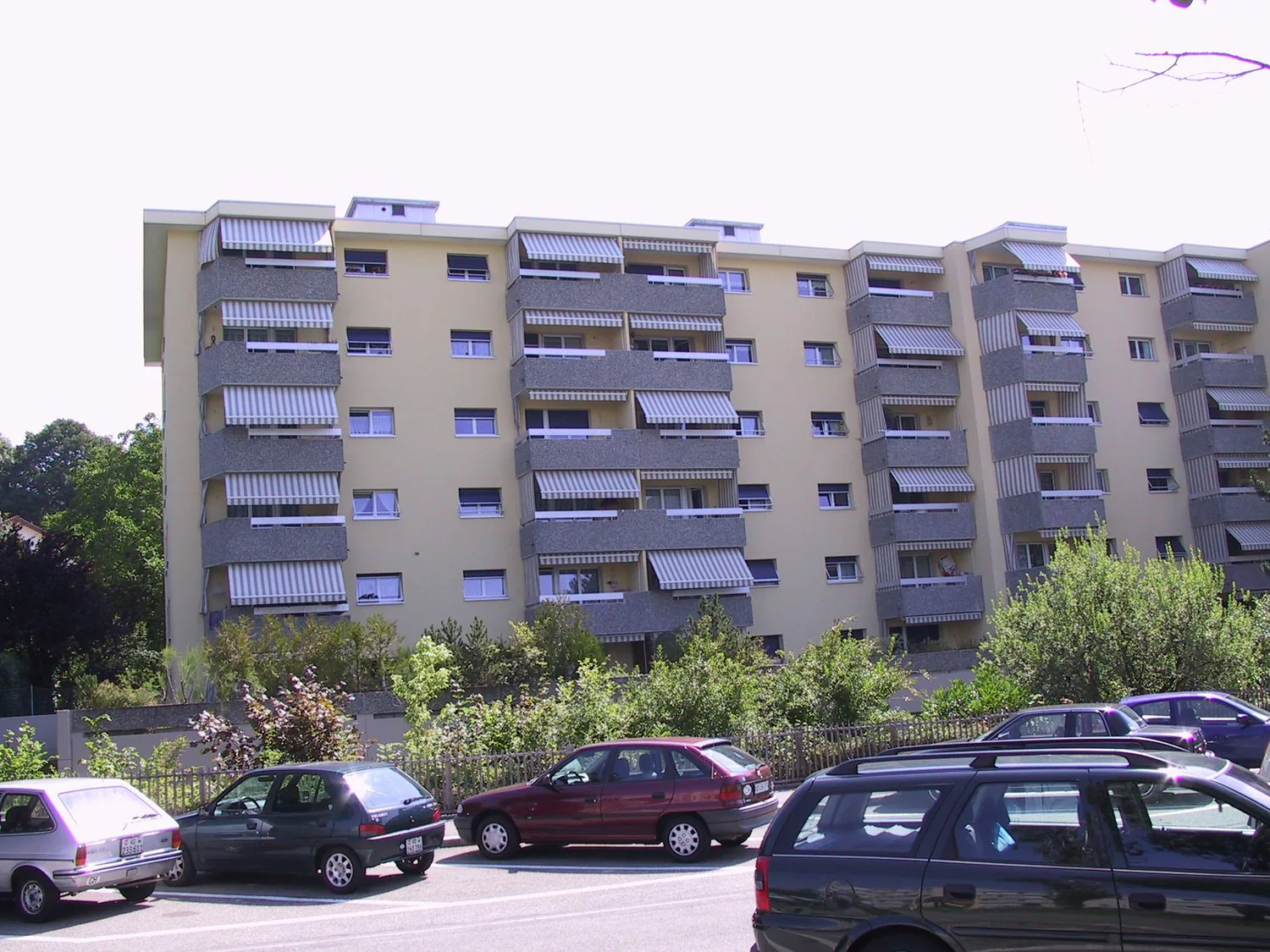 Parkplatz innen für Motorrad / Roller