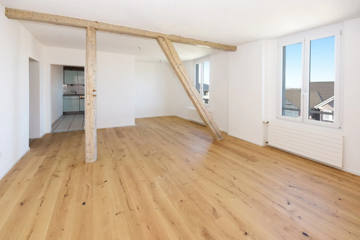 Cozy like-new 3.5 room attic apartment 2nd floor