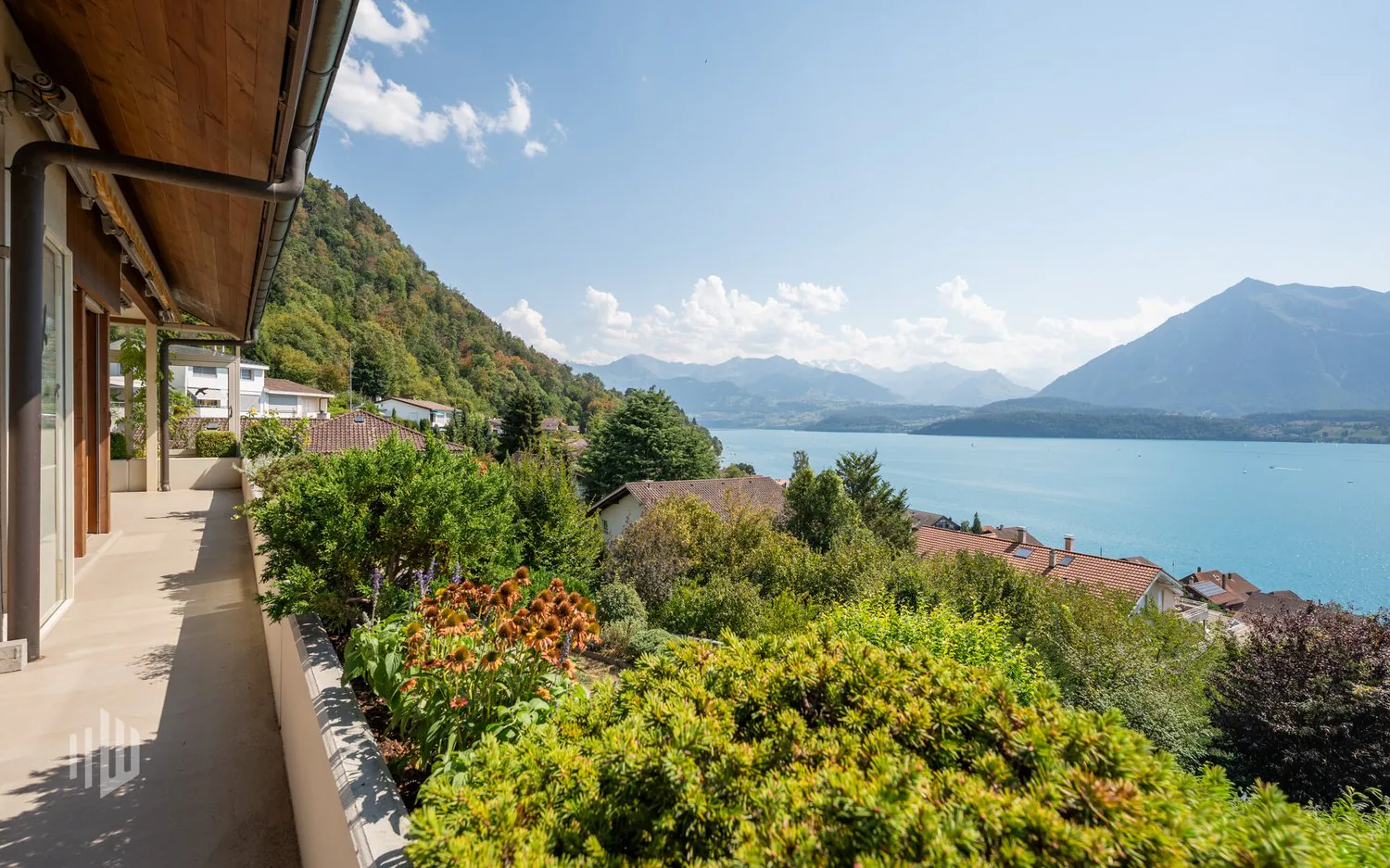 ImmoWyss - Casa unifamiliare sopra il lago di Thun con vista ineguagliabile