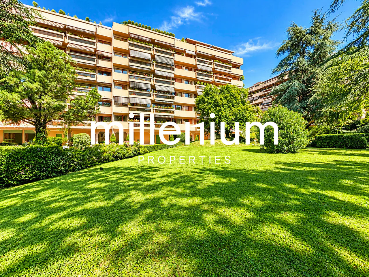Bel appartement face au Parc des Eaux-Vives
