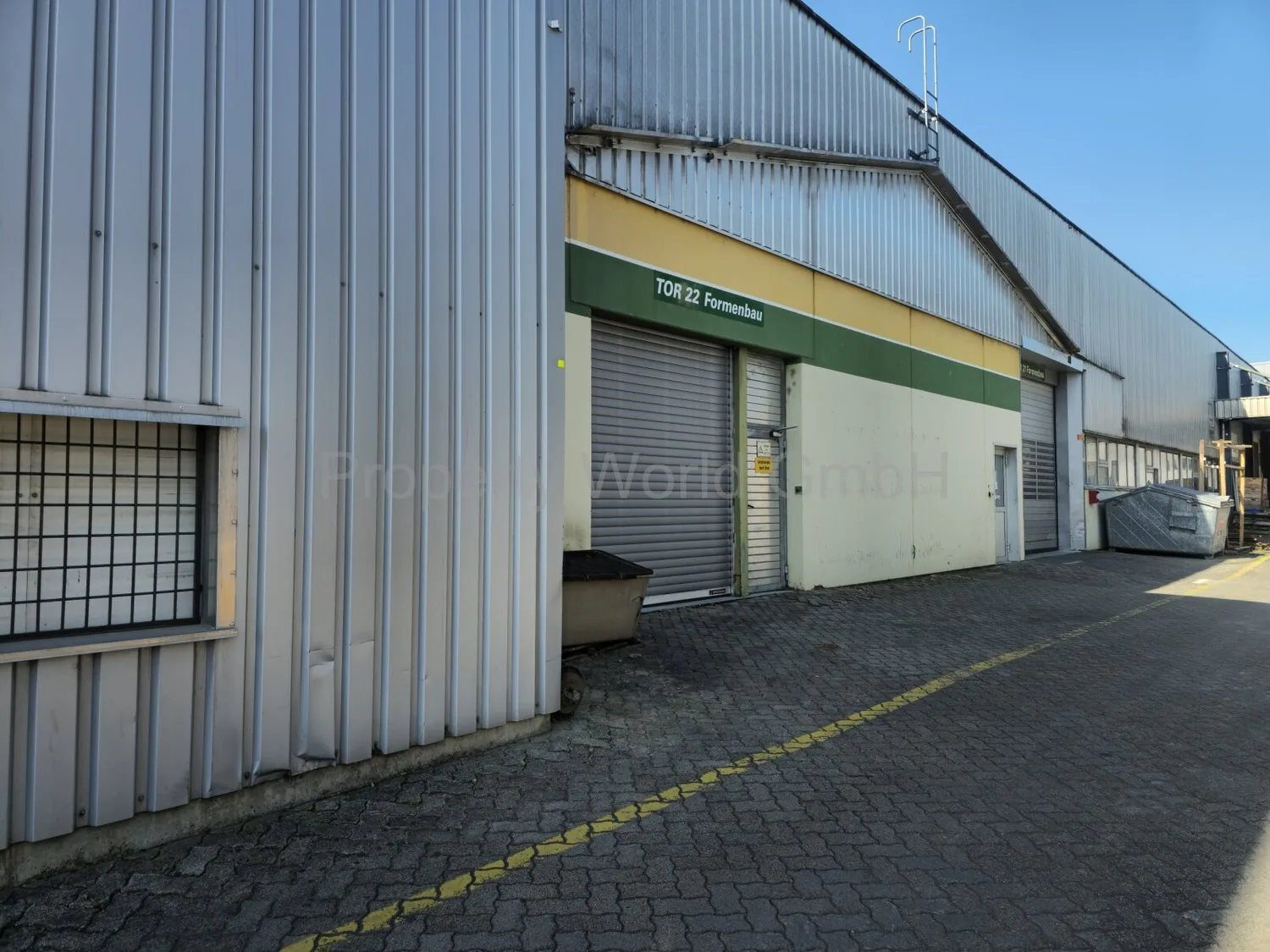 Warehouse in Oberriet - large - practical - ready