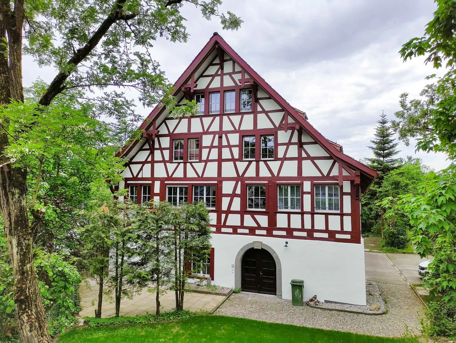 Dream living in the historic Riegelhaus Inseli in Diessenhofen