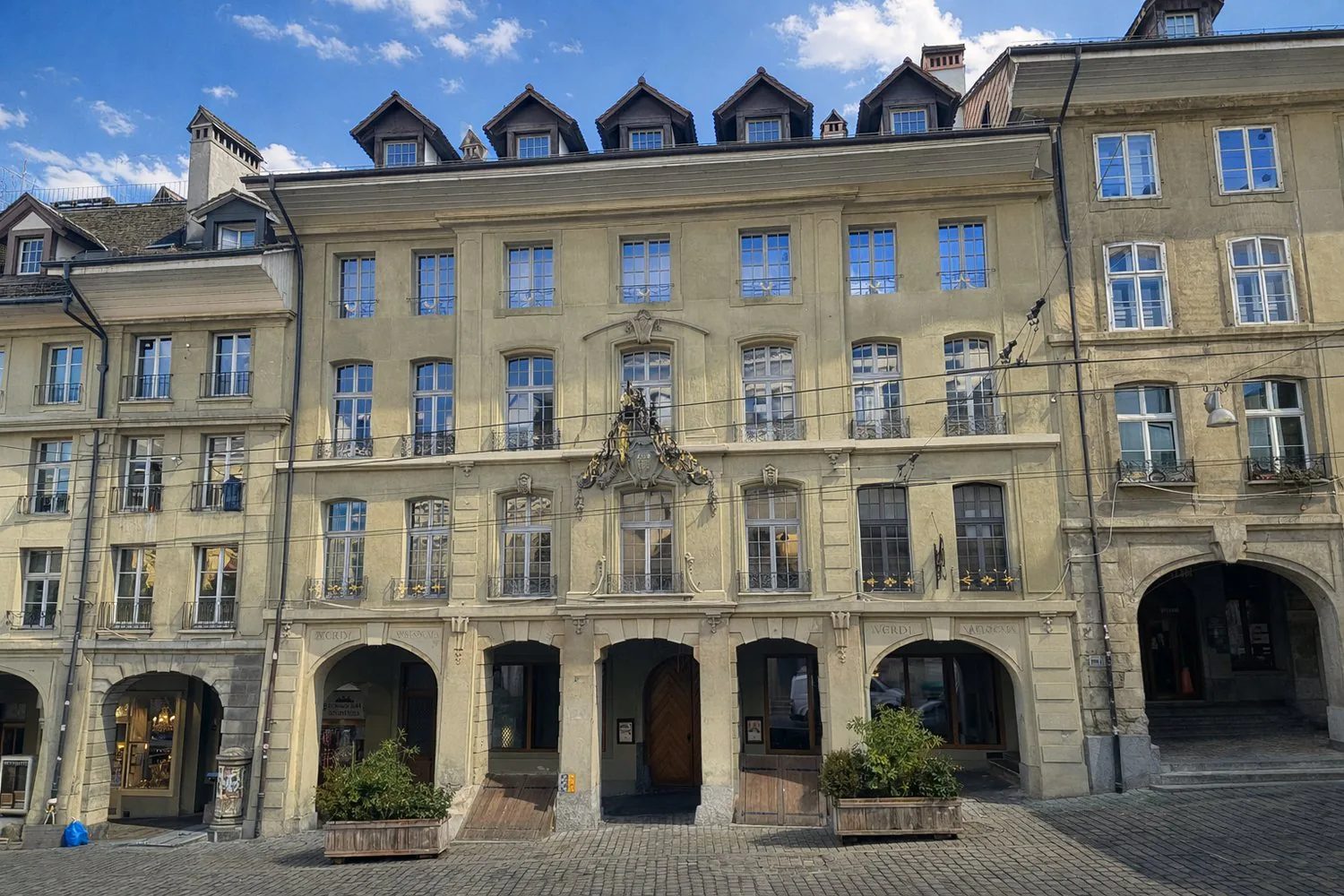 Appartement de maître avec grande terrasse dans la vieille ville de Berne