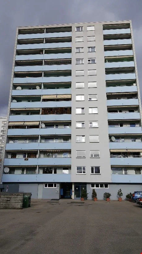 Cozy 1-bedroom apartment on the 4th floor