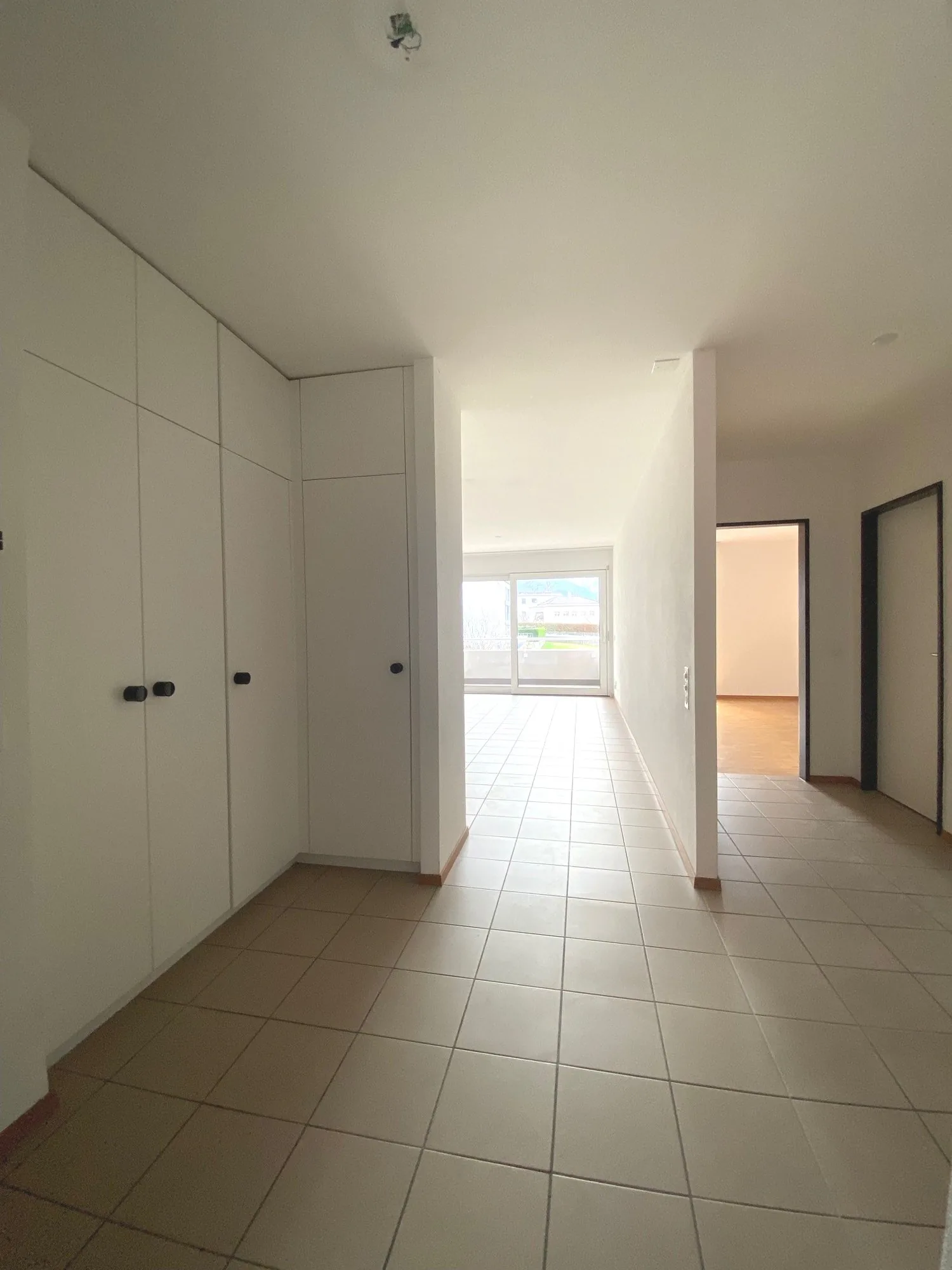 Camorino - grazioso 3 locali (ref. 156-101)