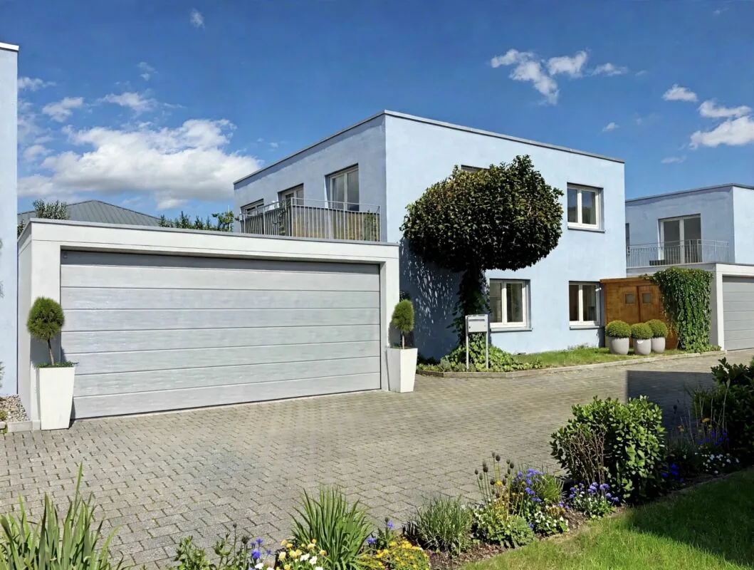 Sogno di casa: casa unifamiliare moderna di 5,5 locali con giardino e garage