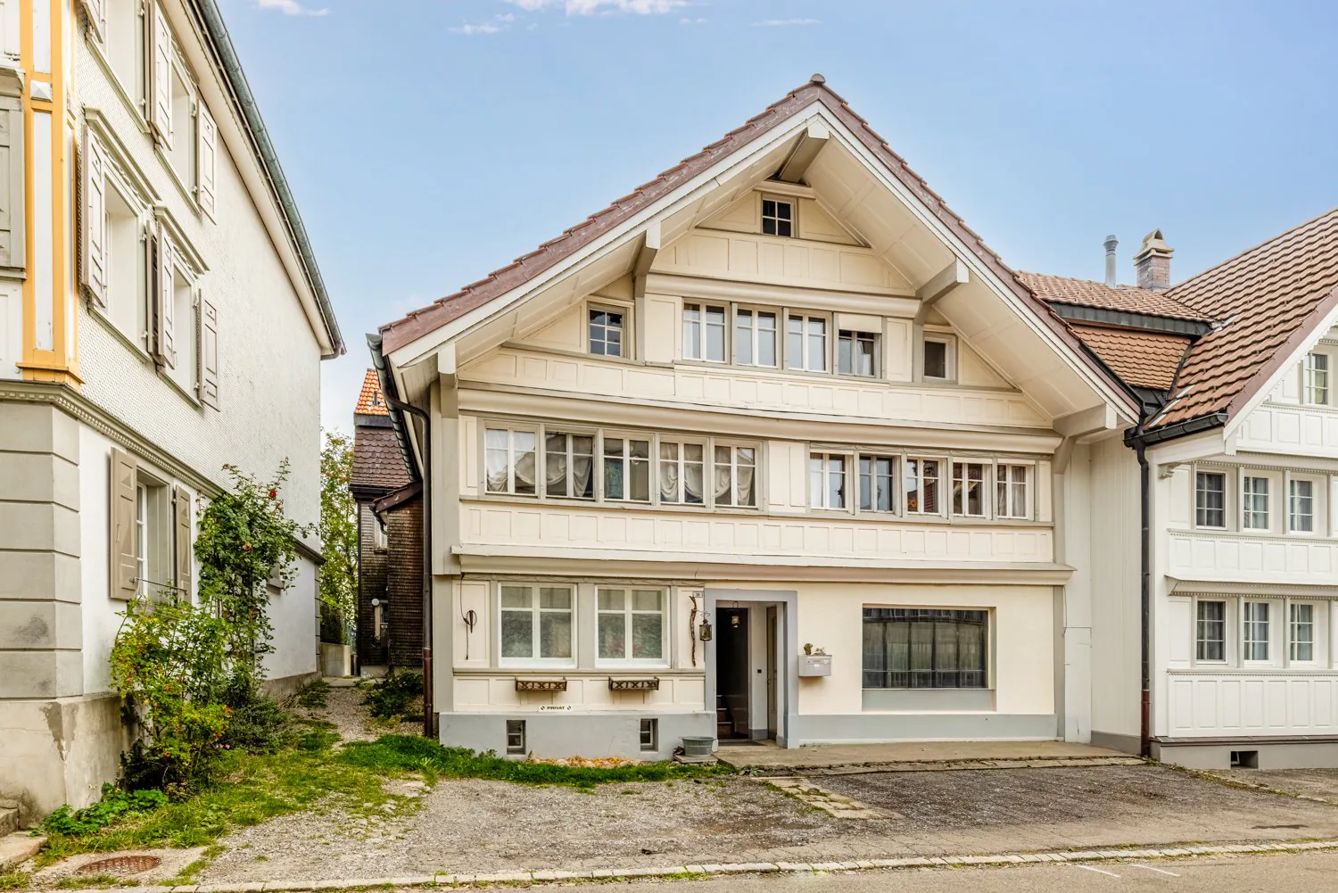 Appenzellerhaus mit Einliegerwohnung im Dorfkern von Schwellbrunn / AR