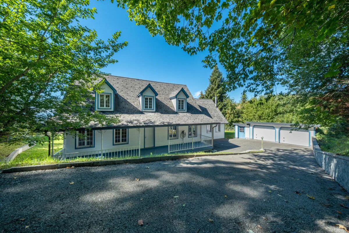 Villa individuelle de 8,5 pièces dans un environnement préservé