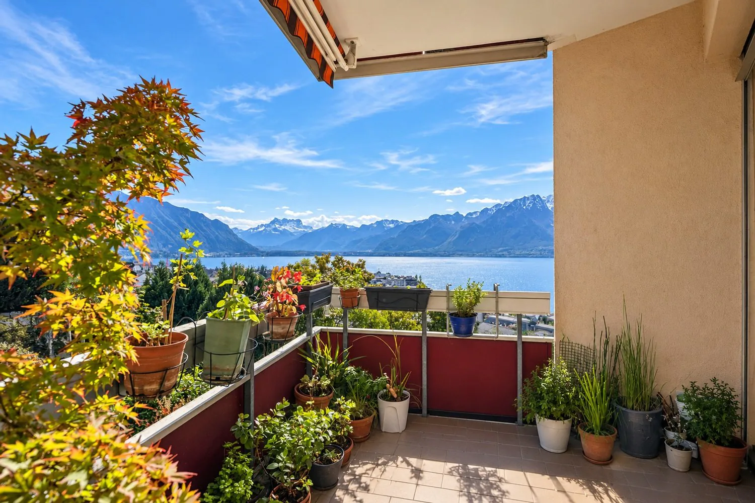 Apartment with 3 1/2 rooms and a lake view!