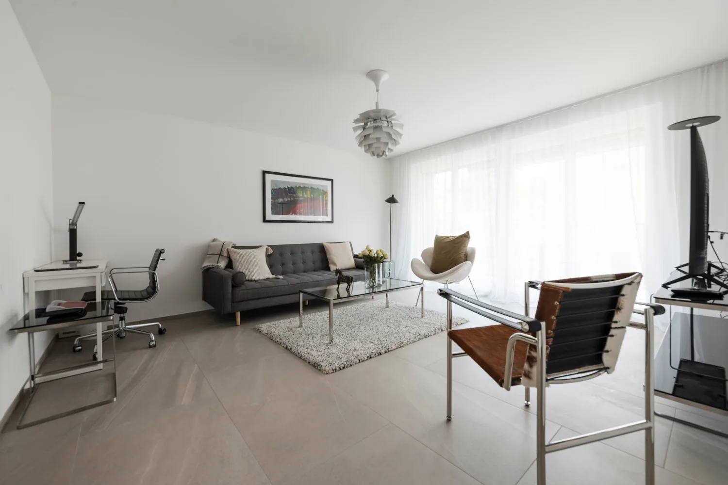 Eingerichtete 1-Zimmer-Wohnung Zürich Wiedikon – zentral, Balkon & Reinigungsservice