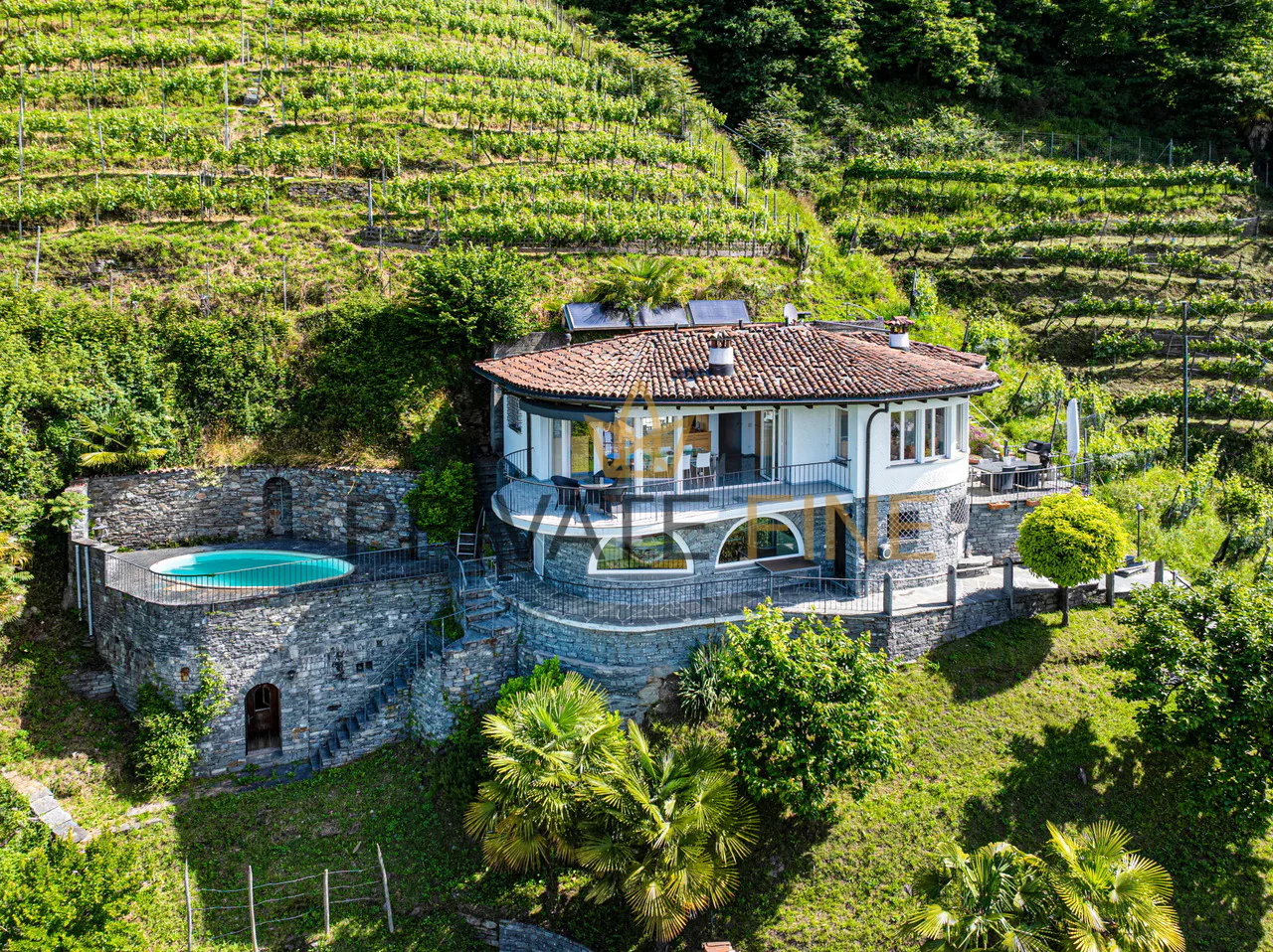 Ferienoase umgeben von Weinbergen, Bergen und See (61)