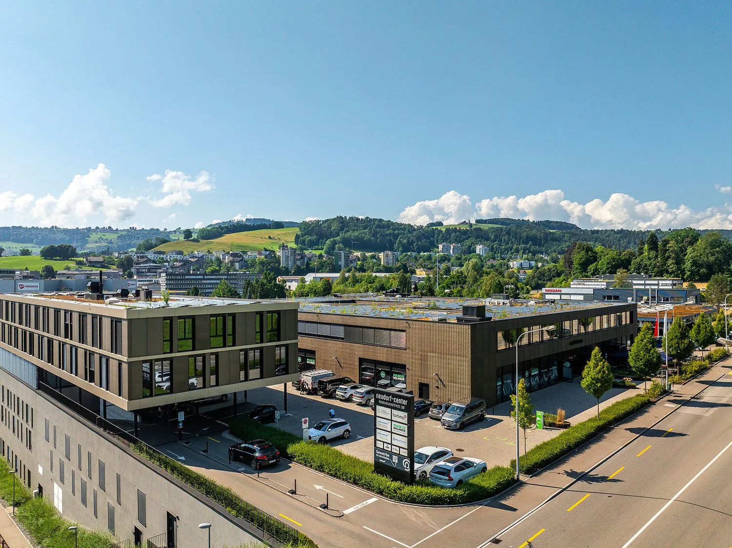 Your centre of expertise with excellent connections | neudorf-center