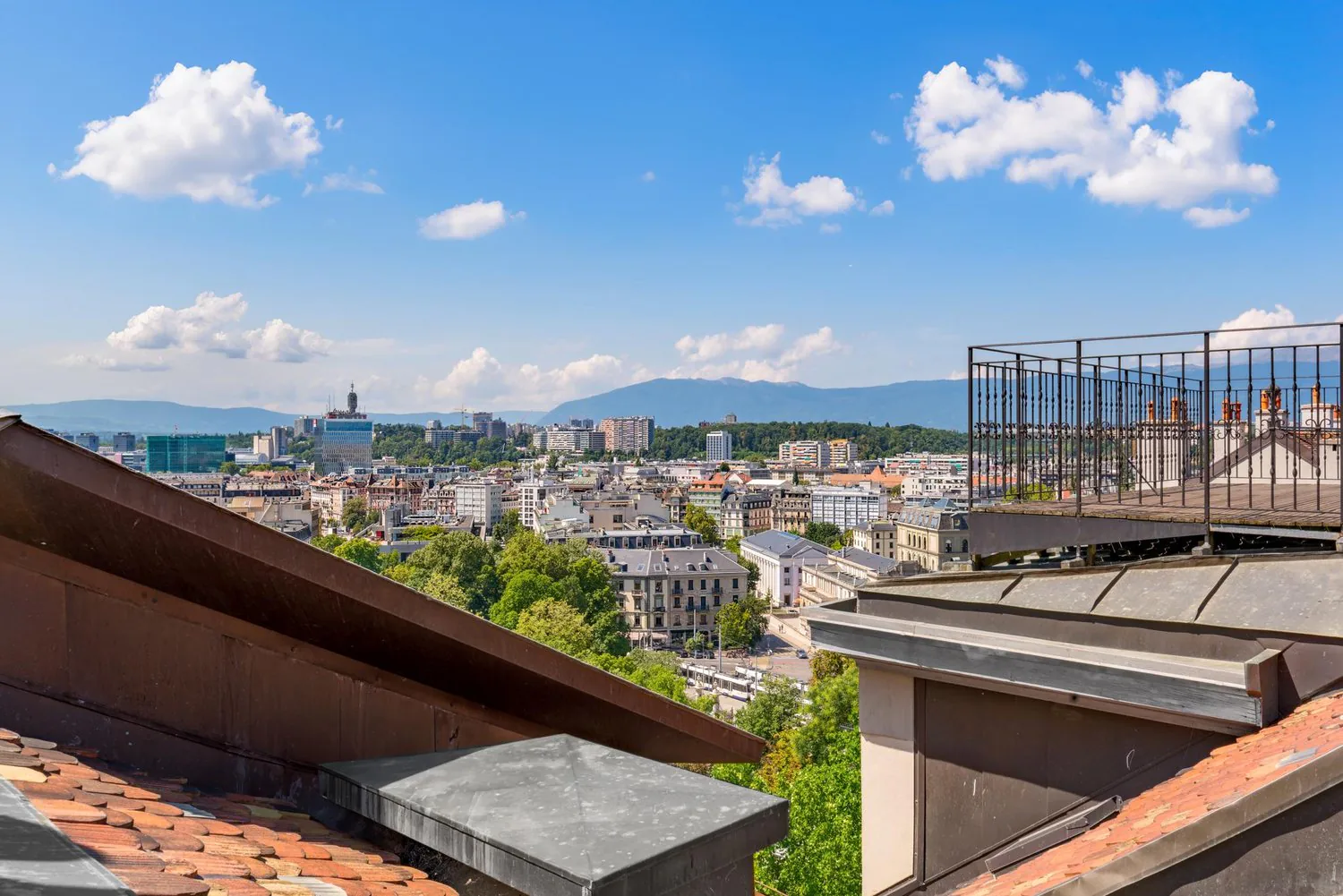 Außergewöhnliches Duplex mit 4.5 Zimmern in der Rue des Granges in Genf