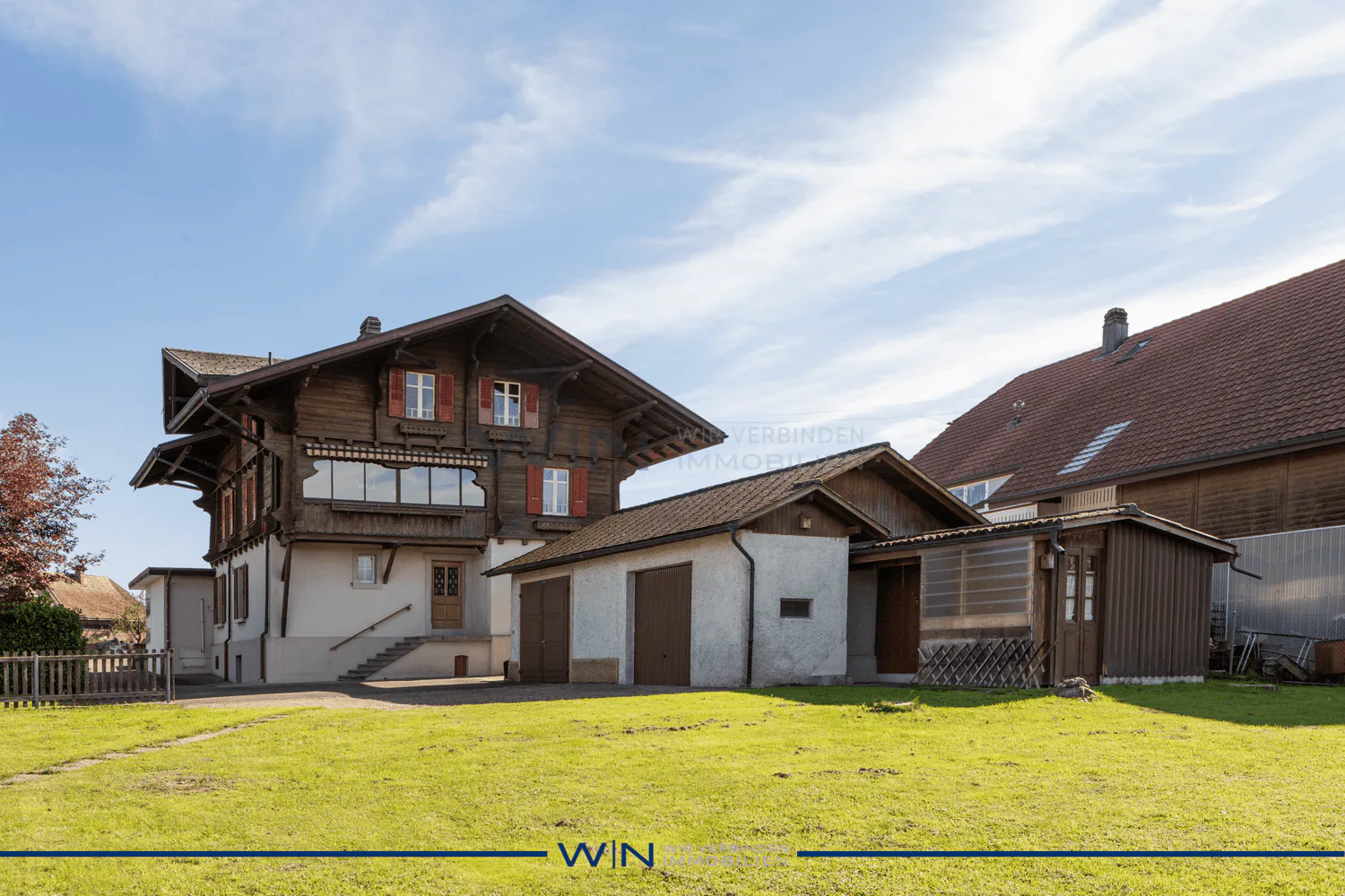 9.5 rooms, five bedrooms, plenty of surrounding space