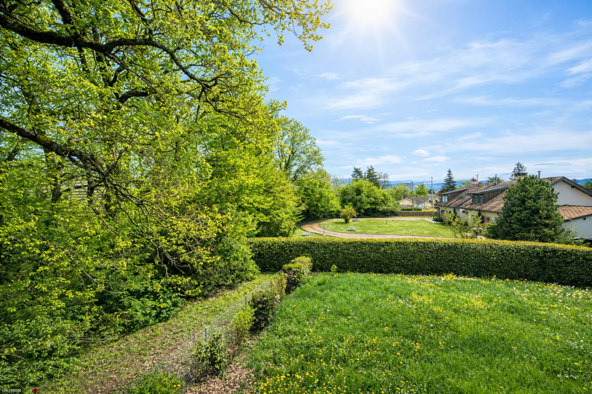 Villa mit Garten im Herzen von Chambésy