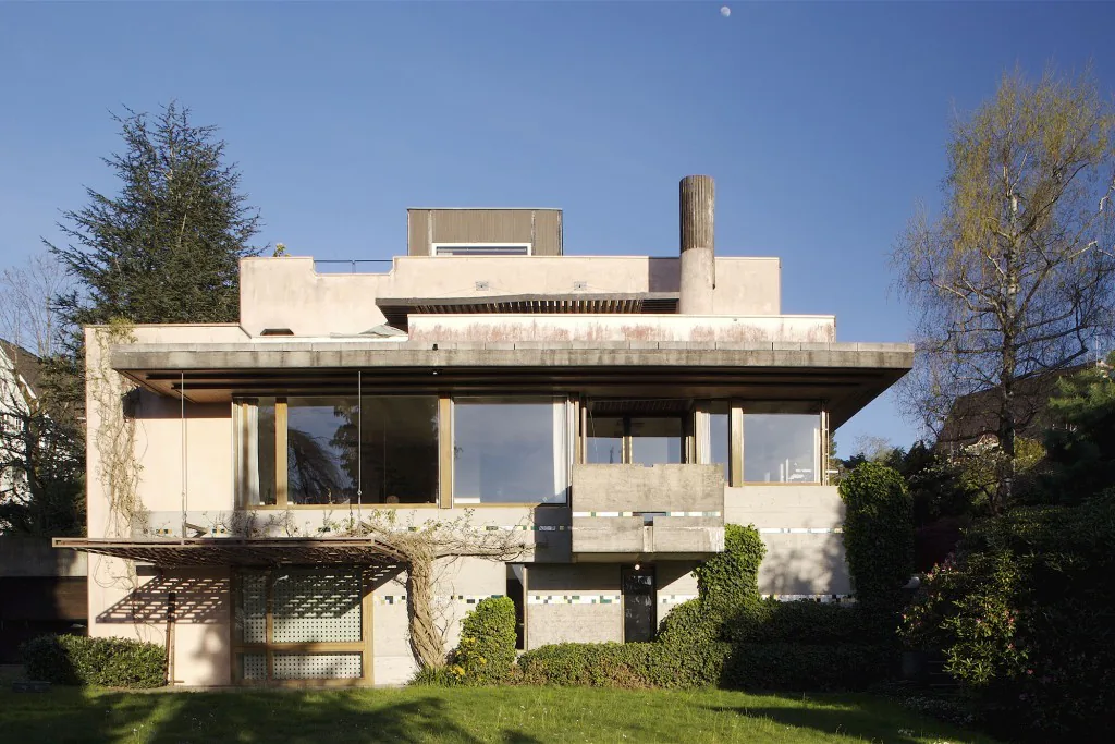 Trésor architectural protégé à un emplacement exclusif sur Zürichberg