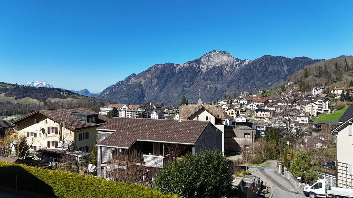 1025m2 de terrain à bâtir à Morschach