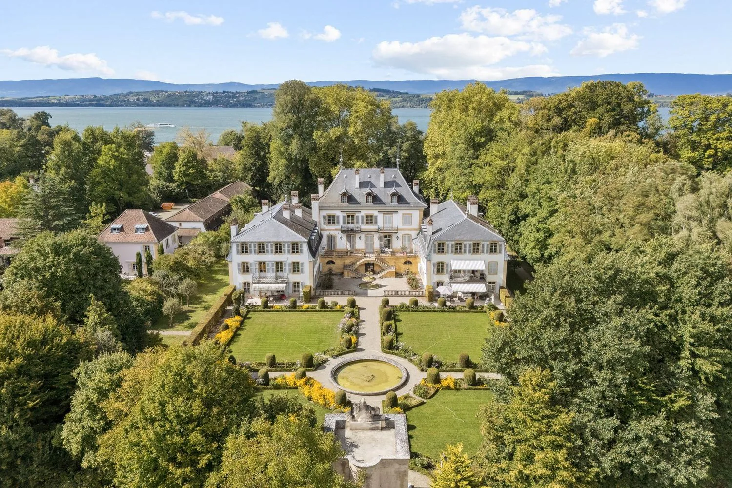 Splendide duplex d'exception à deux pas du bord du lac de Morat