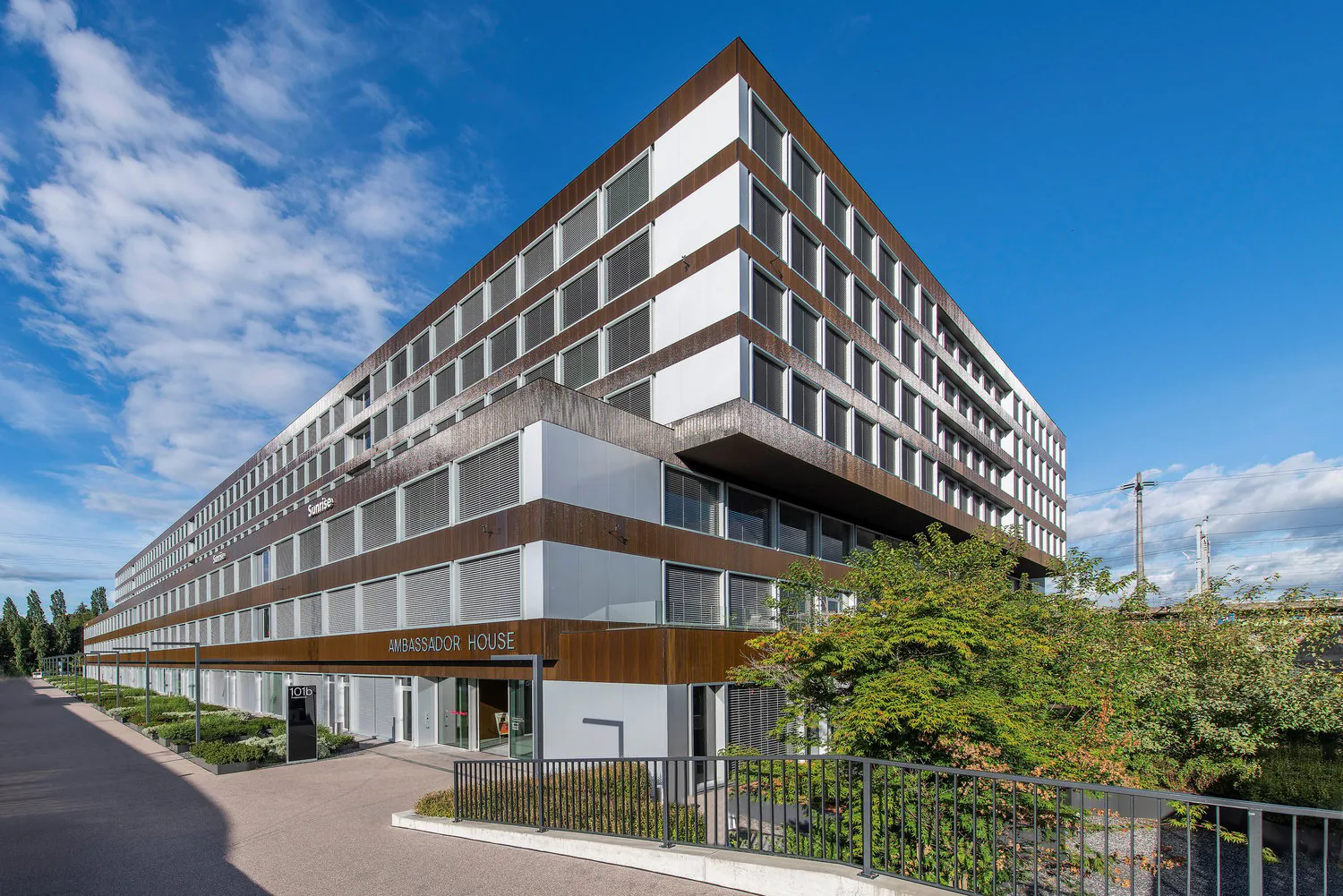 Zürich-Nord: Lagerflächen ab 36 m² bis 2'000 m² – smart, zentral, sofort verfügbar