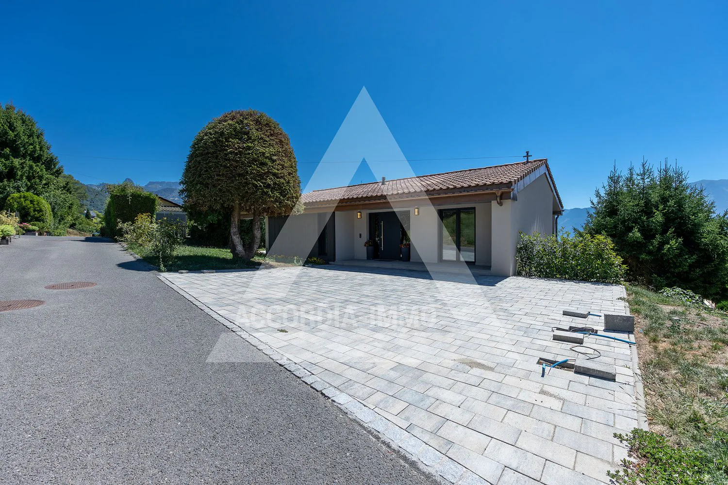 Magnifique villa de 7.5 pièces à St-Légier-La Chiésaz