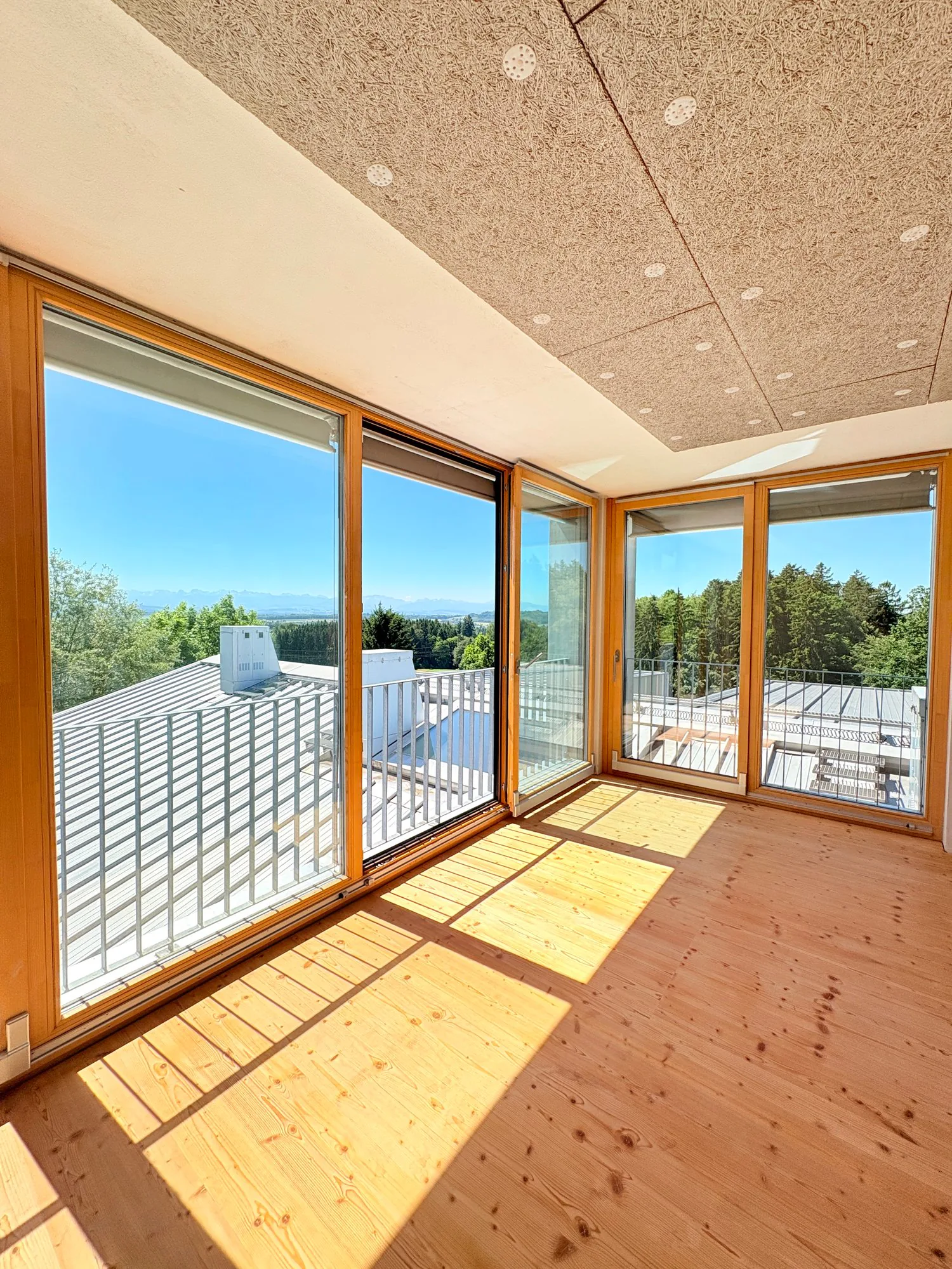 Loft-tour unique (190m2), ancienne scierie près de Berne