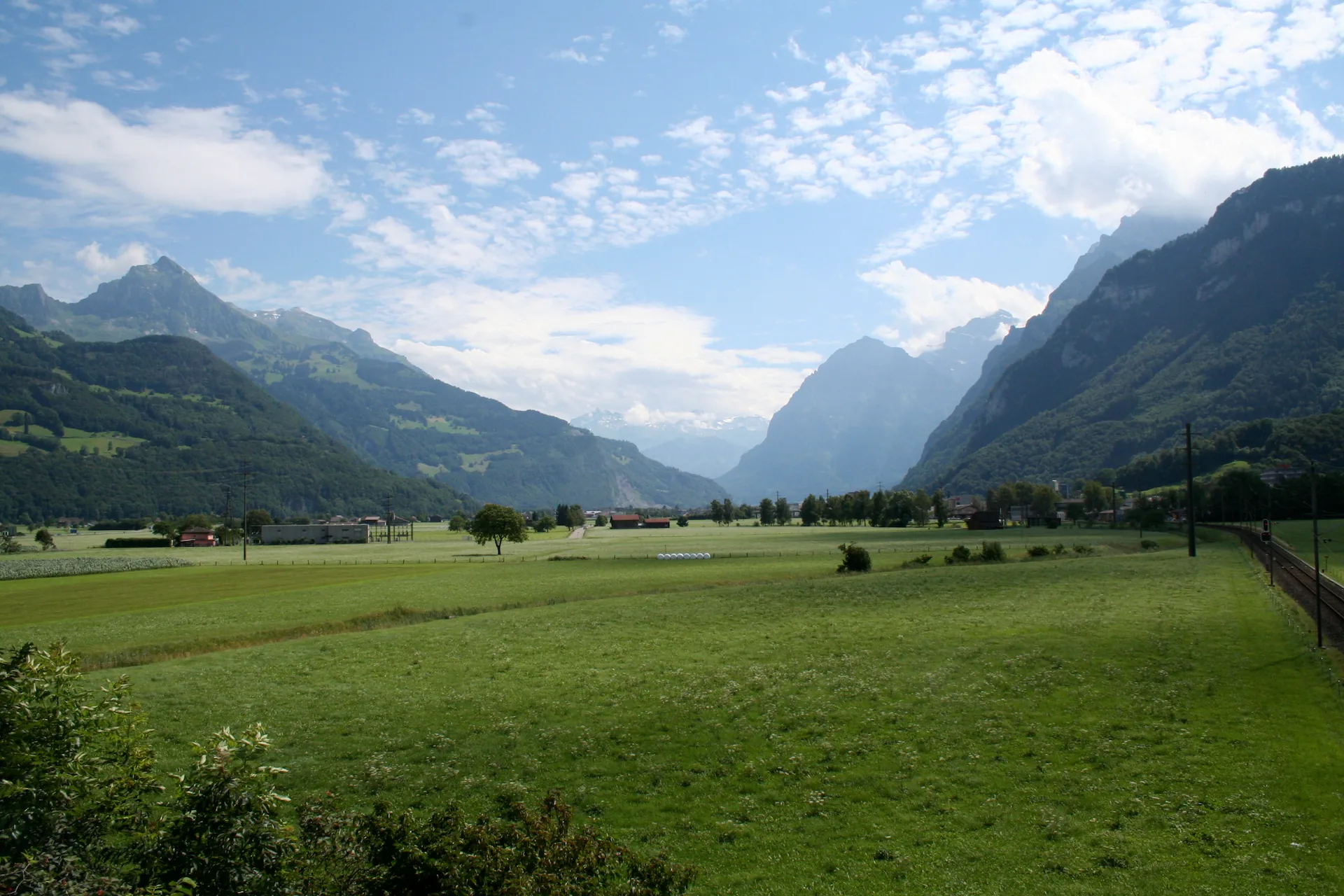 Glaris